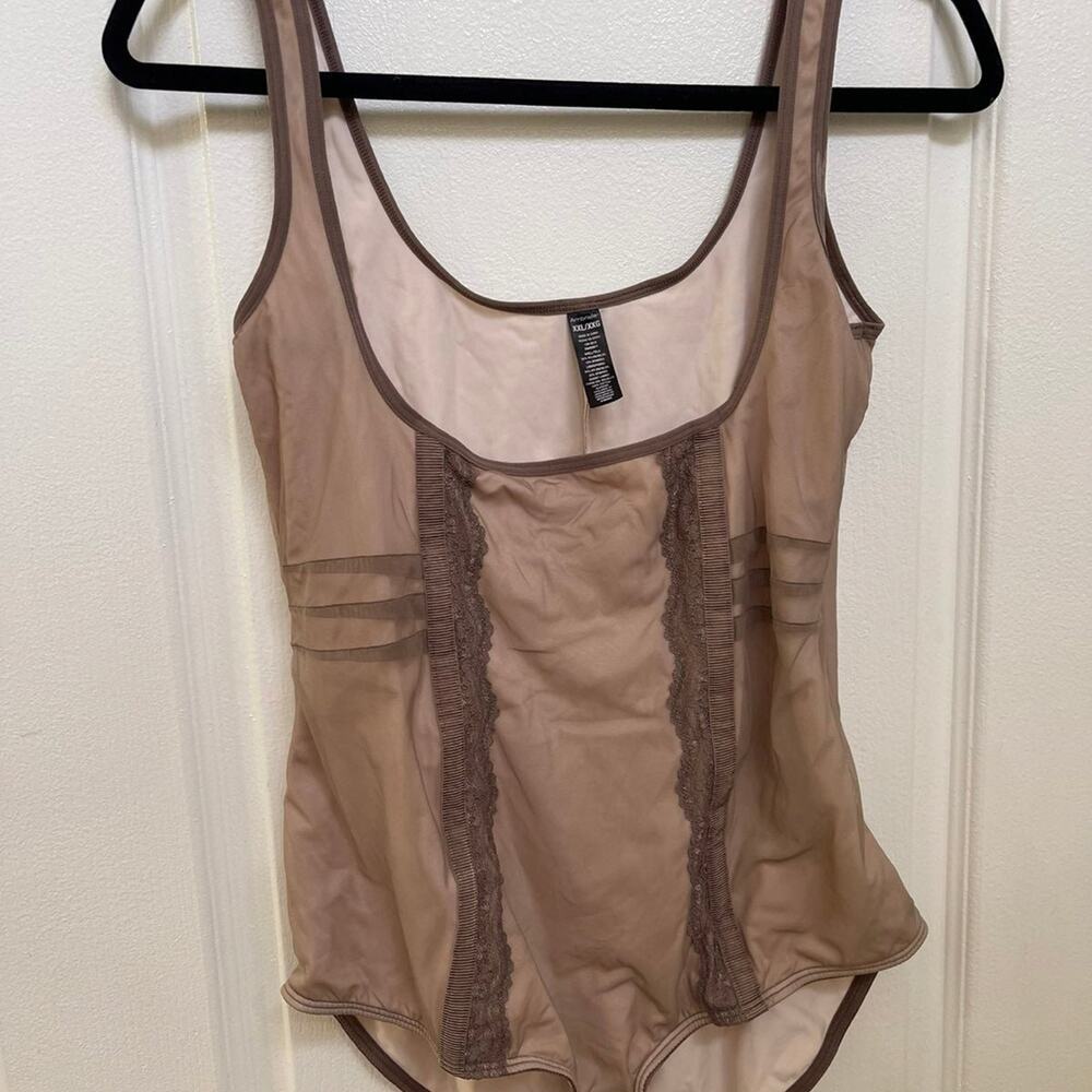 Ambrielle shapewear bodysuit sz XXL